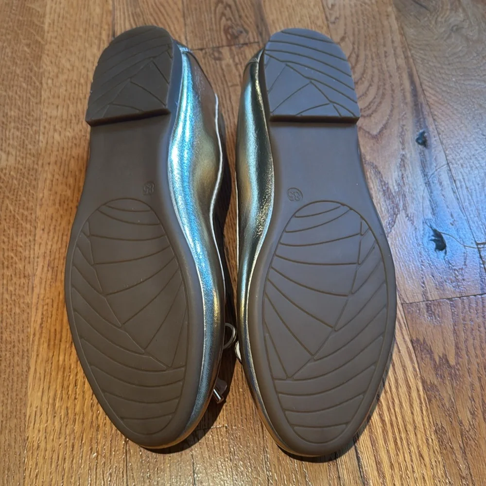 Gasfly NIB gold ballet flats with cushioned sole size 8.5